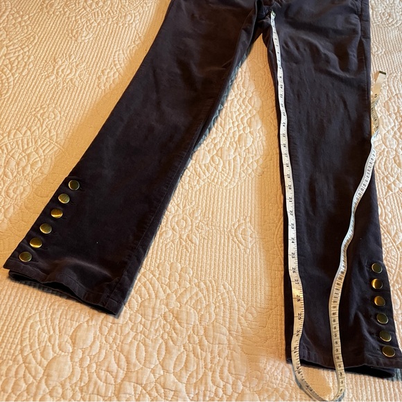 VTG & excellent condition grey velour cotton pants w/functional buttons on ankle - Picture 11 of 12